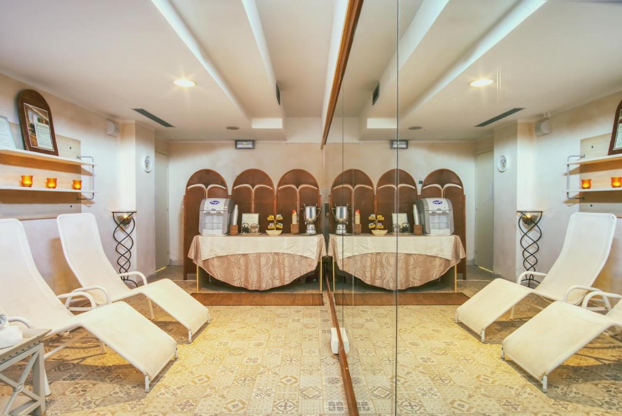 Hotel Caesar Residence & Spa ليدو دي كامايوري المظهر الخارجي الصورة