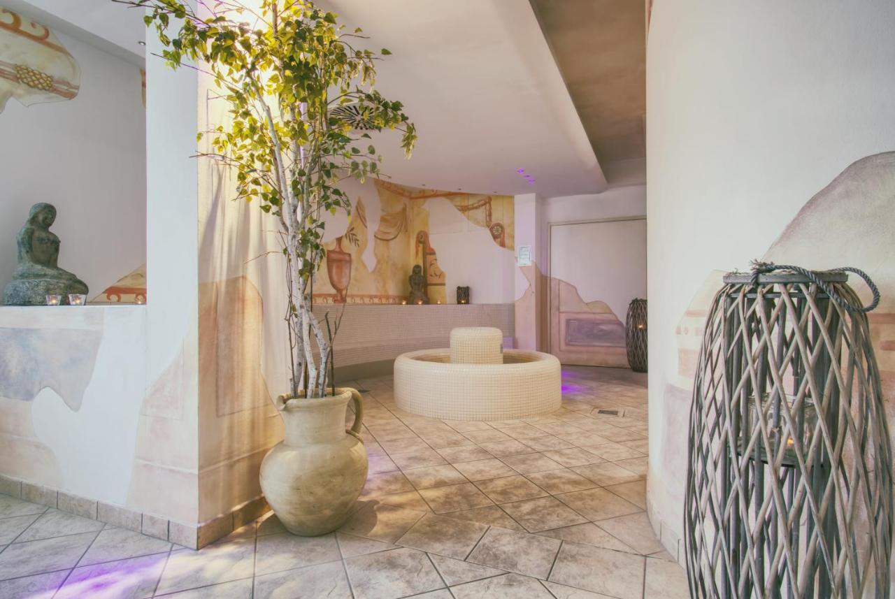 Hotel Caesar Residence & Spa ليدو دي كامايوري المظهر الخارجي الصورة